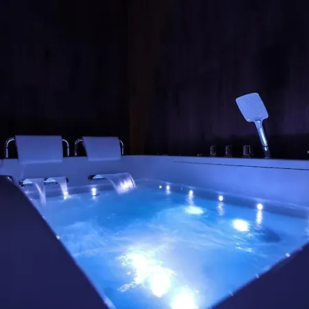 Jacuzzi Prive *